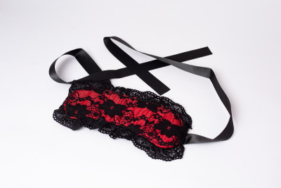 EM01033-P Red/ Маска на глаза с кружевом