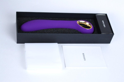 LA-50029 Purple/ LEALSO Вибратор перезаряжаемый  LICI MASSAGER,  L= 14 см, Ф= 3 см, силикон